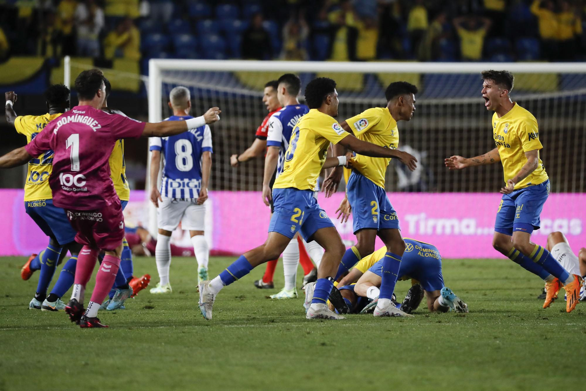 UD LAS PALMAS - DEPORTIVO ALAVÉS