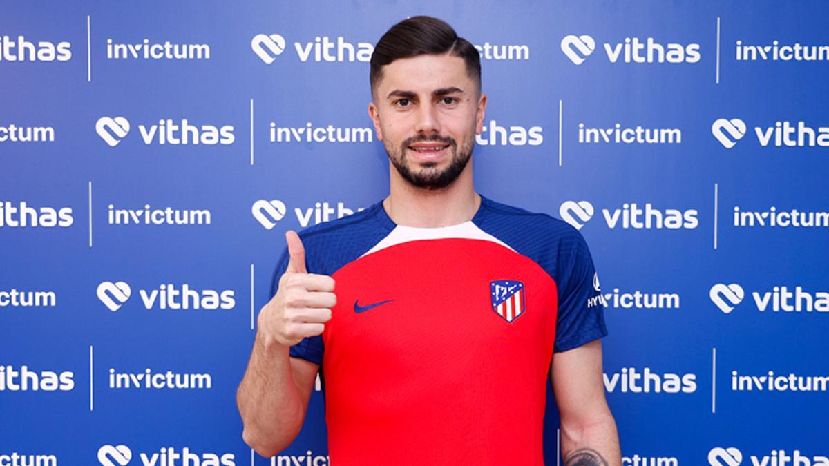 El Atlético anuncia su primer fichaje