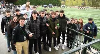 Jóvenes (y fútbol) solidarios contra el cáncer