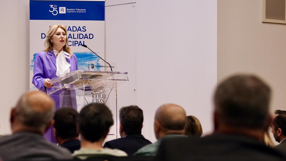 Carolina España en las XII Jornadas de Fiscalidad Municipal.