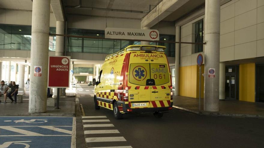 Muere un hombre tras ahogarse en una piscina de Mallorca y su hijo de tres años, en estado muy grave