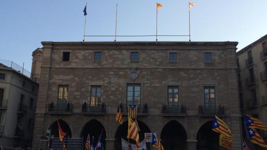 L&#039;Ajuntament de Manresa tornarà a hissar la bandera espanyola