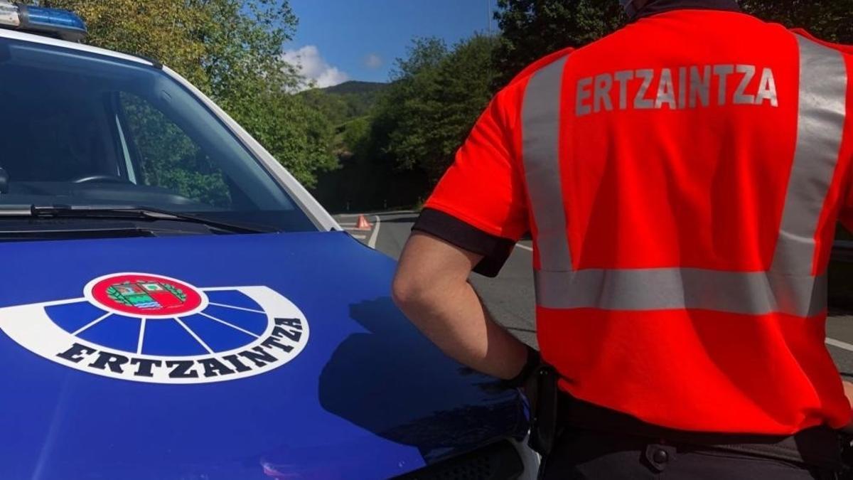 Imagen de archivo de una unidad de la Ertzaintza