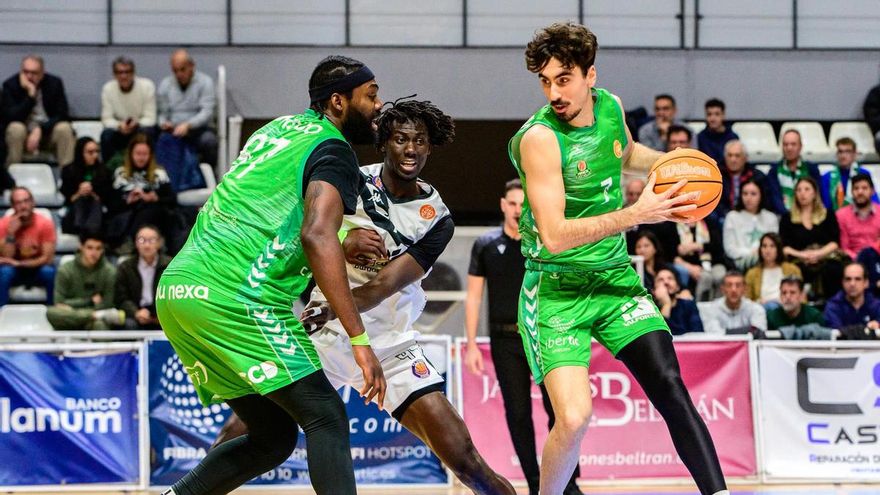 Guillem Arcos, fichaje de nivel para el Círculo Gijón en su nueva incursión en la Segunda FEB de baloncesto