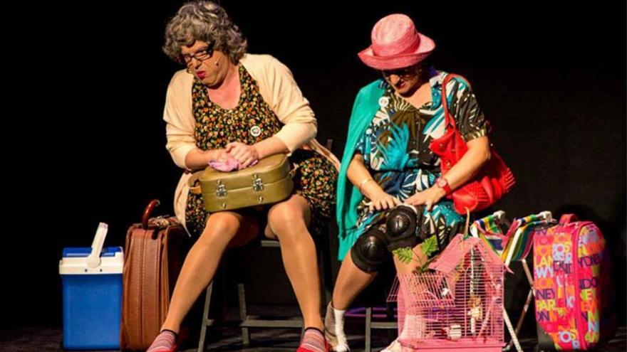 El grupo de teatro cacereño LaBoTiKa ofrece dinero a cambio de bolos