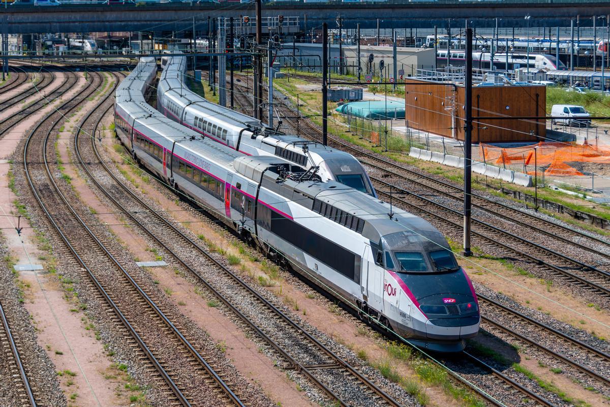 Cada vez es más la gente que vuelve a viajar en tren