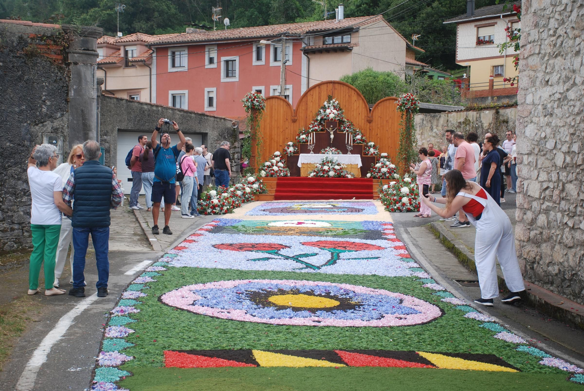 Fiesta sacramental en Cue (Llanes)