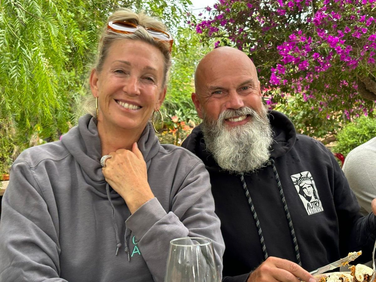 Freuen sich darauf, bald Selbstversorger zu sein: Yvette und Georg Nowak.