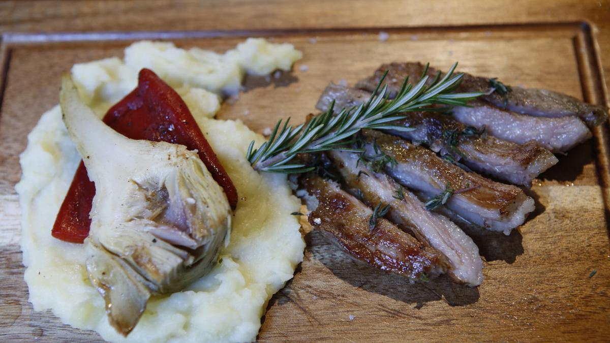 Secreto-Fleisch mit konfierter Artischocke