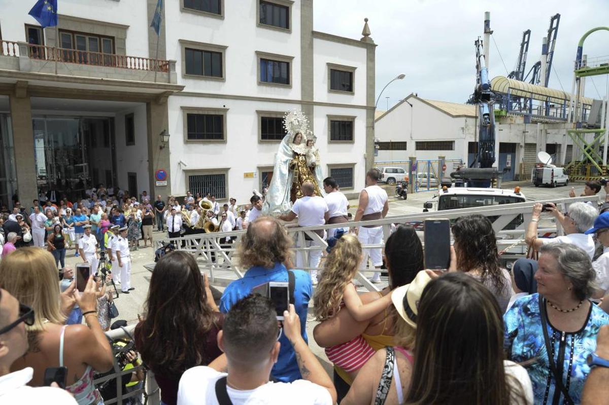 Procesión marítima de la Virgen del Carmen Procesión marítima de la Virgen del Carmen