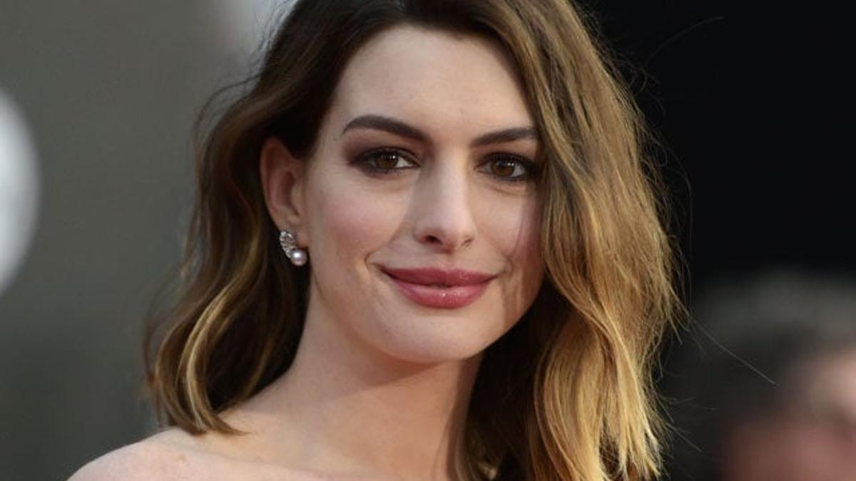 Anne Hathaway manda un mensaje para no obsesionarse con el peso en el embarazo