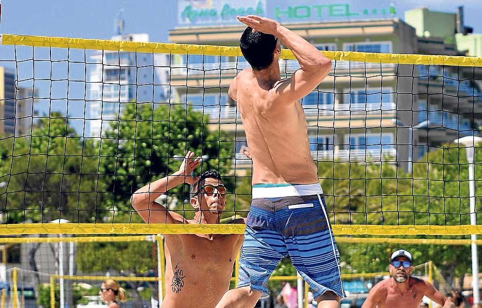 El voley playa se recrea en Palmanova