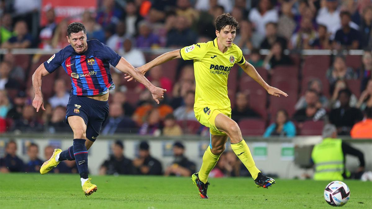 Pau Torres está en el 'top' de centrales a nivel mundial y quiere atar en corto a 'Lewy'