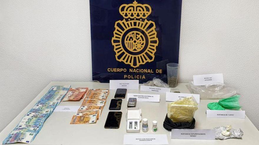 Dos detenidos en la desarticulación de un punto de venta de droga en Zaragoza