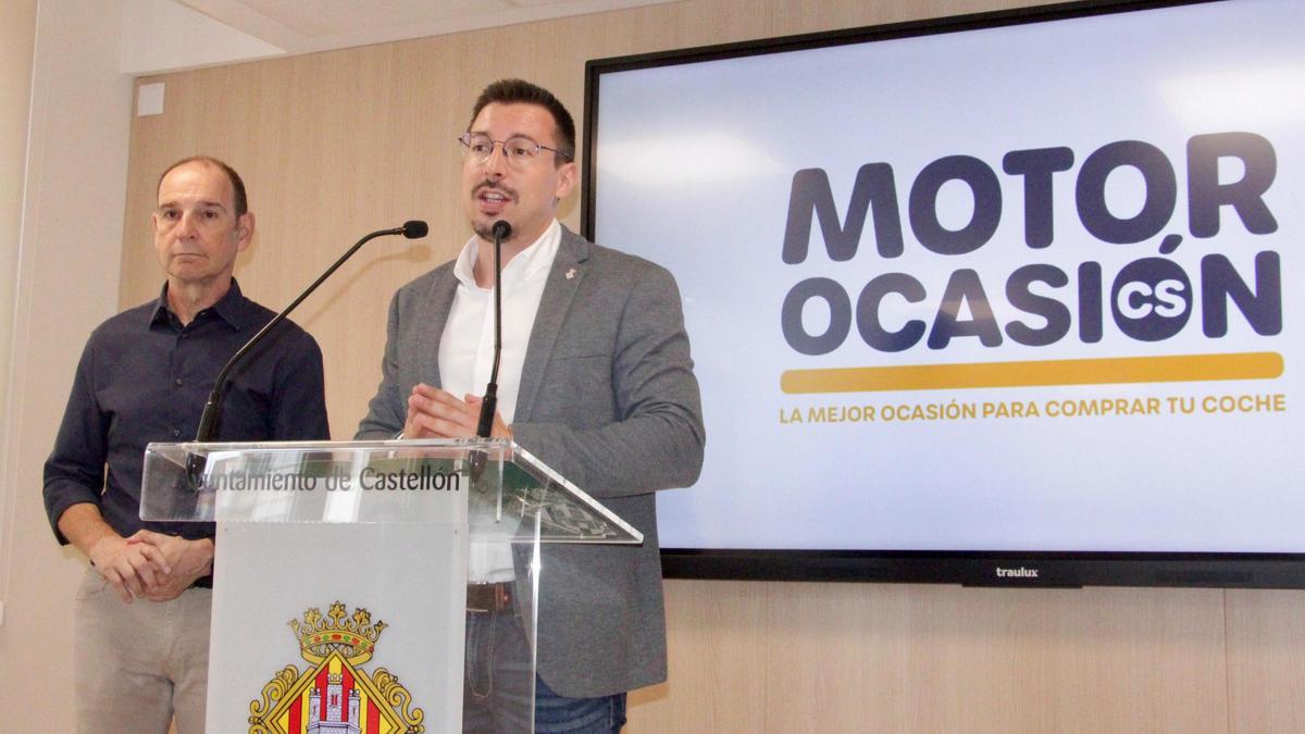 Vidal y Lobón, este lunes en la rueda de prensa de presentación del balance de la Feria Motorocasión en Castelló.