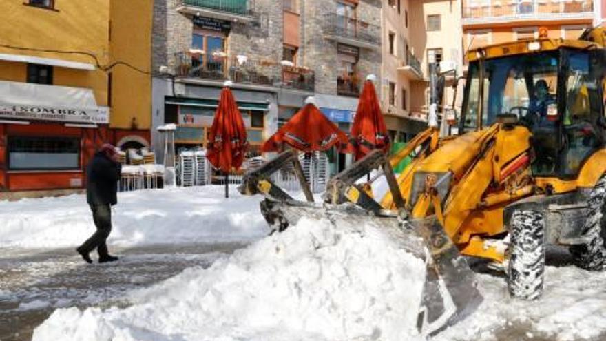 La tramuntana fa caure la sensació tèrmica per sota els 10 graus negatius