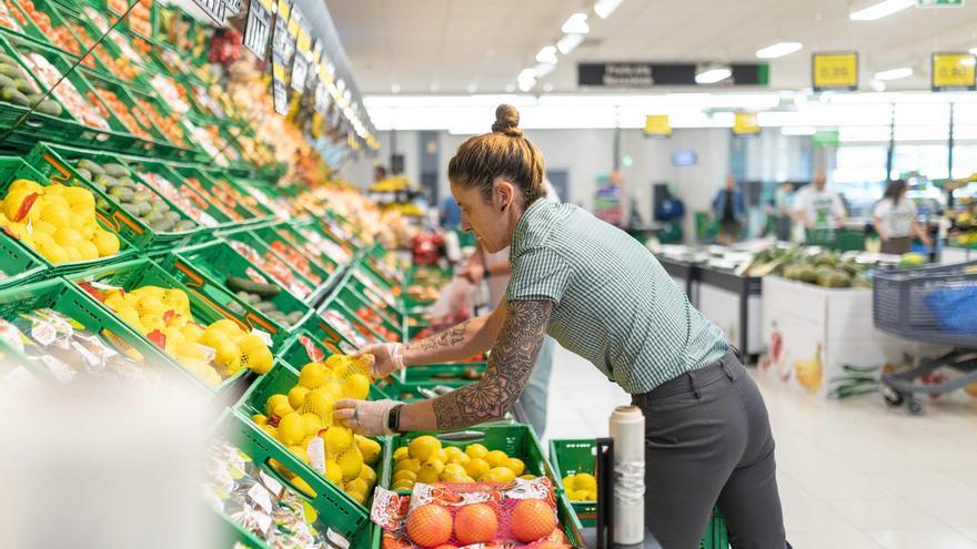 Limones, uva de mesa y nísperos forman parte de los 927 millones comprados a proveedores de Alicante