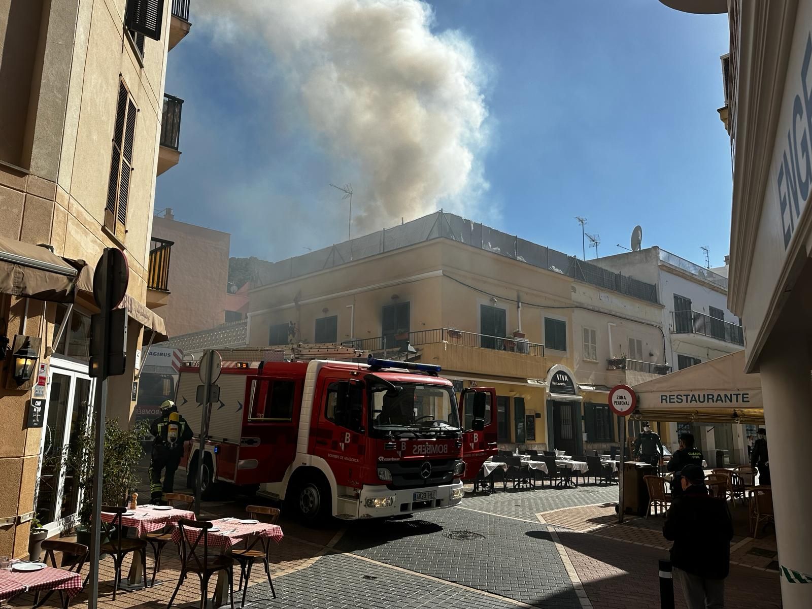 Arde un céntrico restaurante en el Port d'Andratx