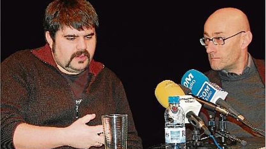 El director de l&#039;obra, Jordi Casanovas, i el de Temporada Alta, Salvador Sunyer, durant la roda de premsa.