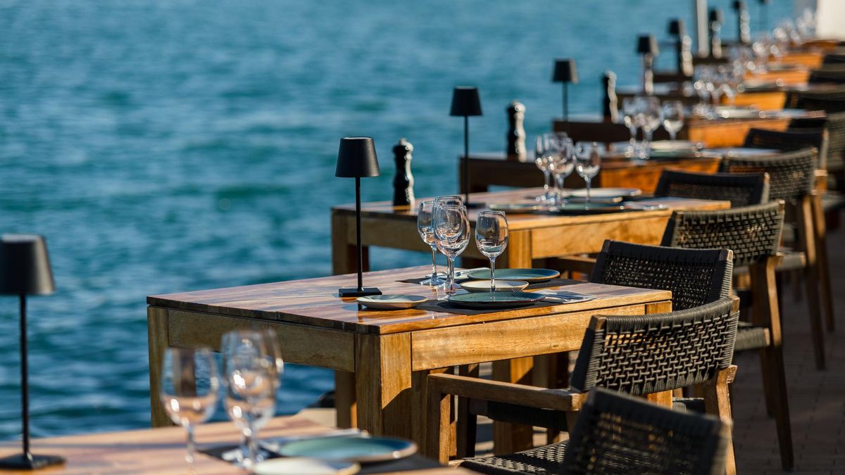 Calma restaurante es ideal para disfrutar del ritmo pausado con el que se vive cada comida al lado del mar