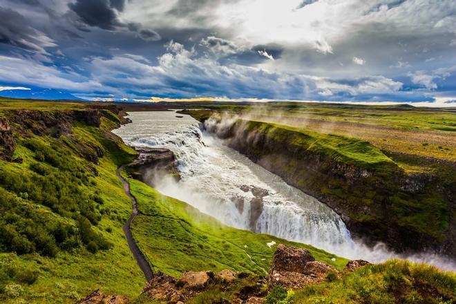 Gullfoss es una de las cascadas más impresionantes de Islandia
