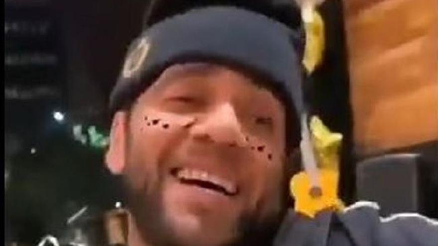 Viral | Dani Alves, 'de Tenderete' con su esposa canaria