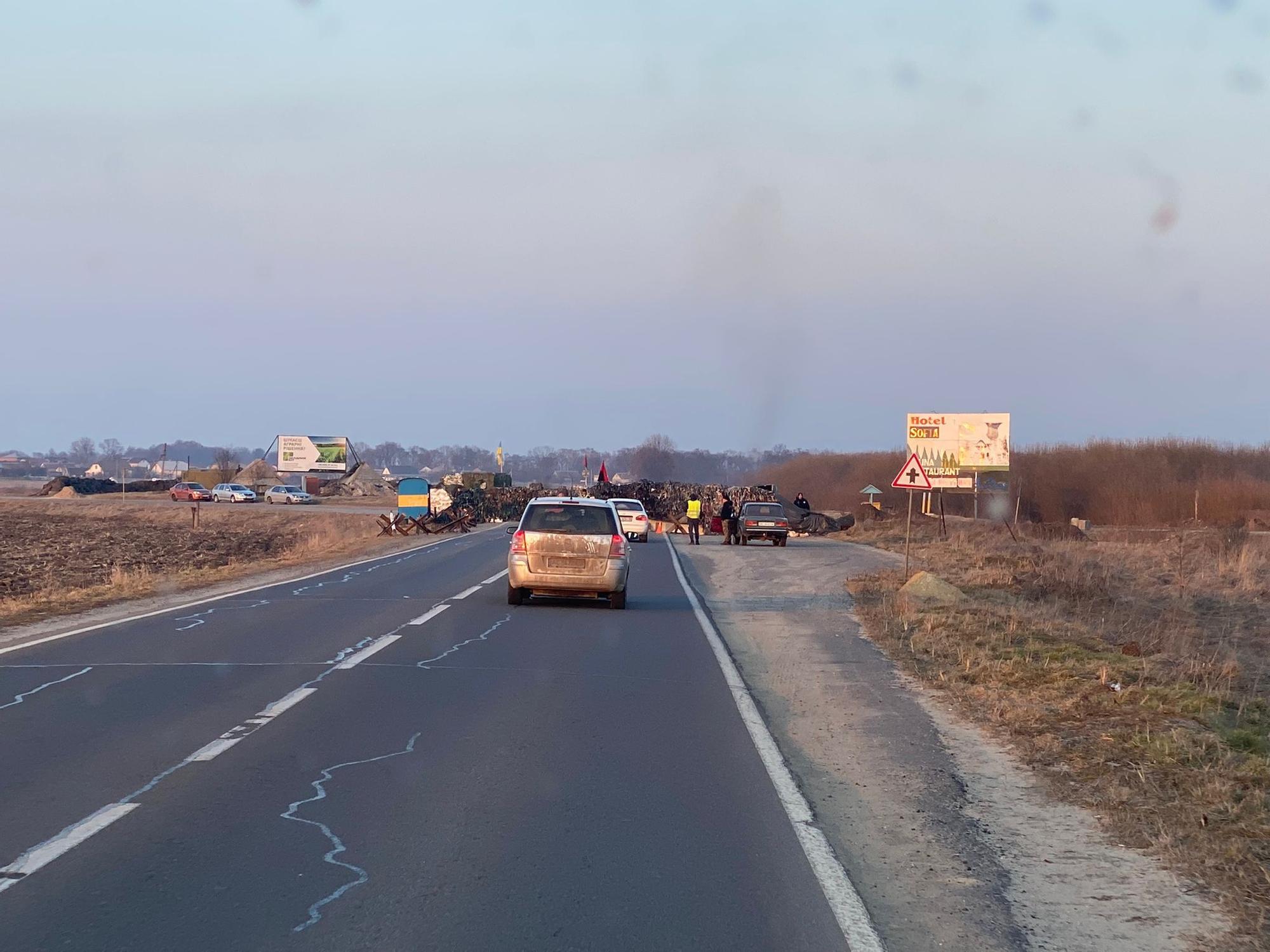 Los grancanarios que llevaron la ayuda humanitaria a Ucrania sortearon barricadas en las carreteras