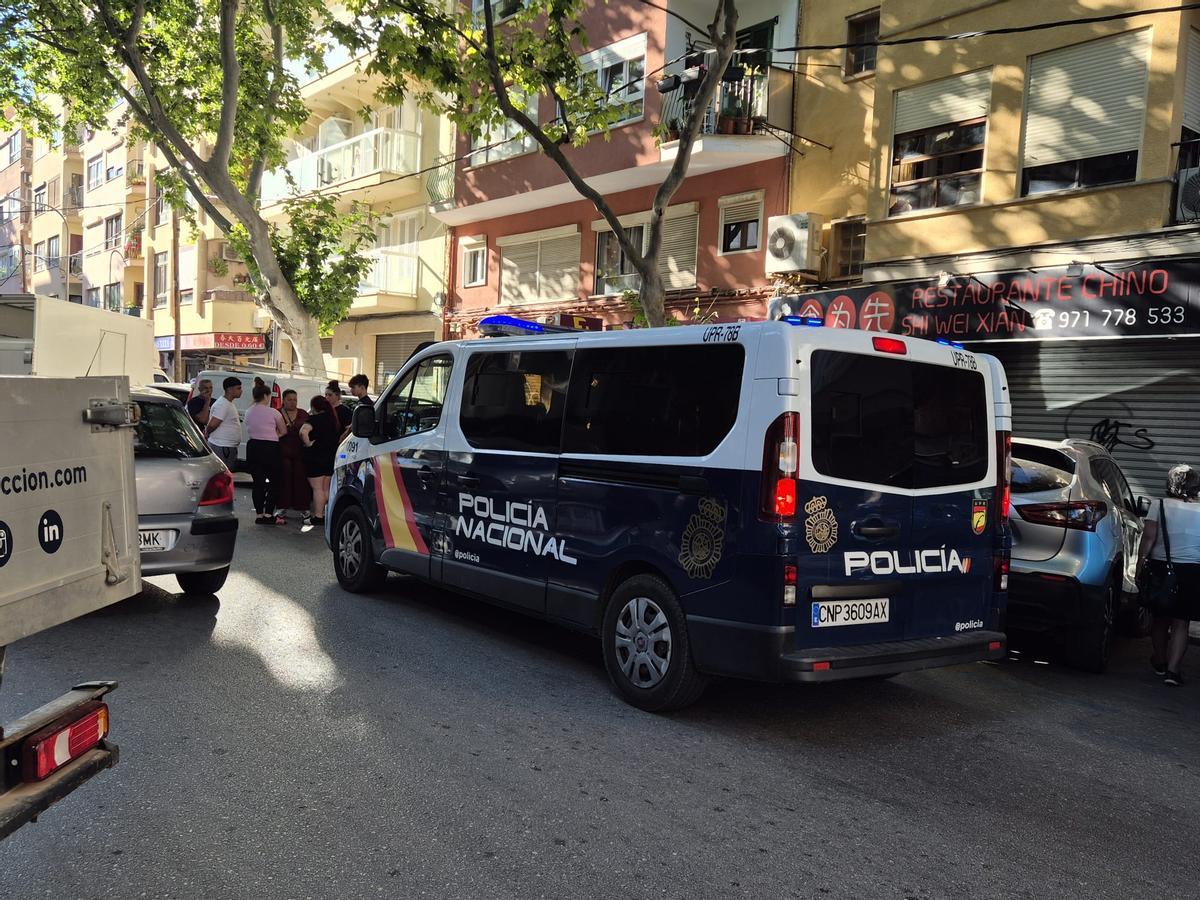 Investigan un presunto asesinato en el barrio de Pere Garau de Palma Investigan un presunto asesinato en el barrio de Pere Garau de Palma