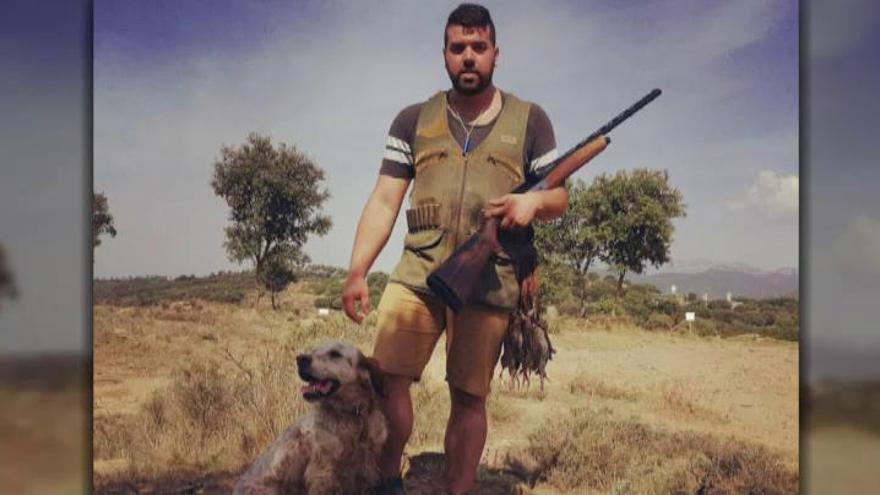 Vacarisas, en estado de shock por el doble crimen del cazador