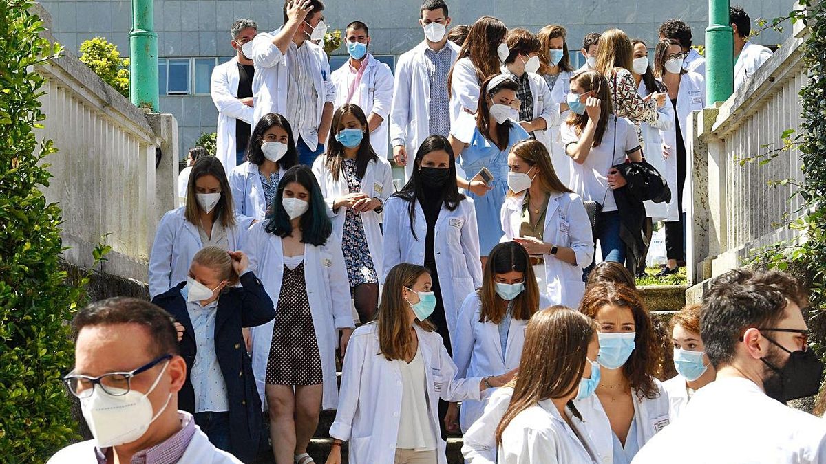 Un acto de despedida para médicos residentes