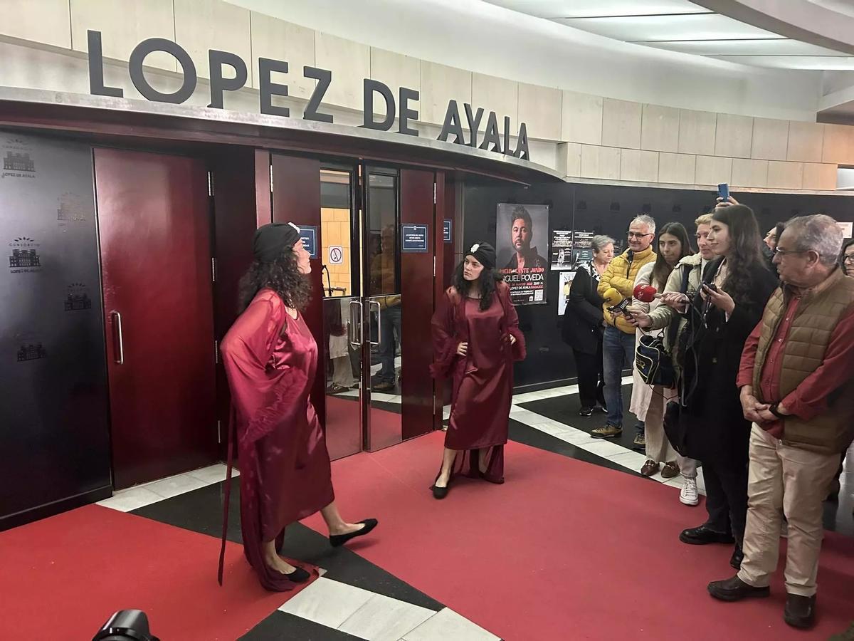 Un momento de una visita teatralizada en el López de Ayala, en marzo de 2025.