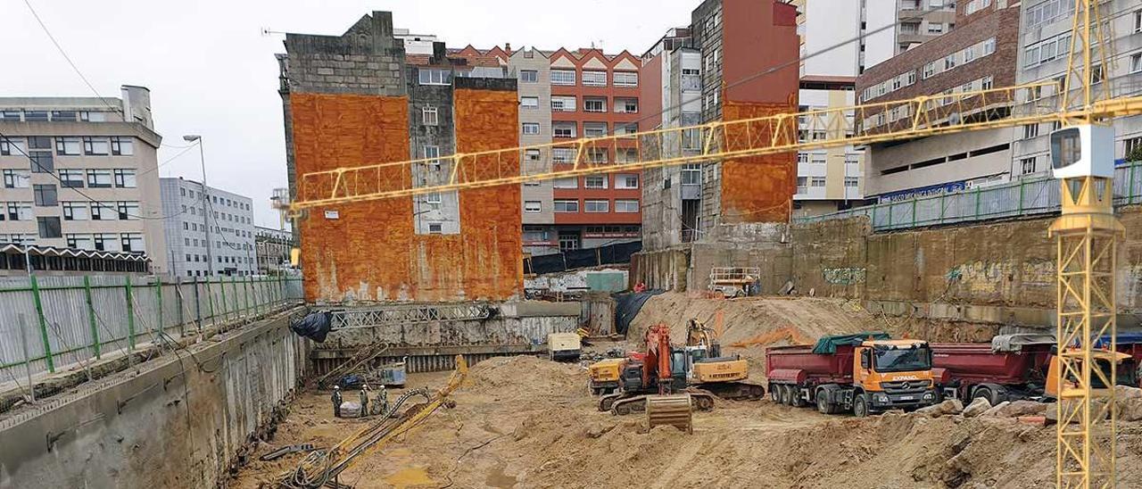 Obras de construcción de 155 viviendas en Avantaespacia, en Beiramar