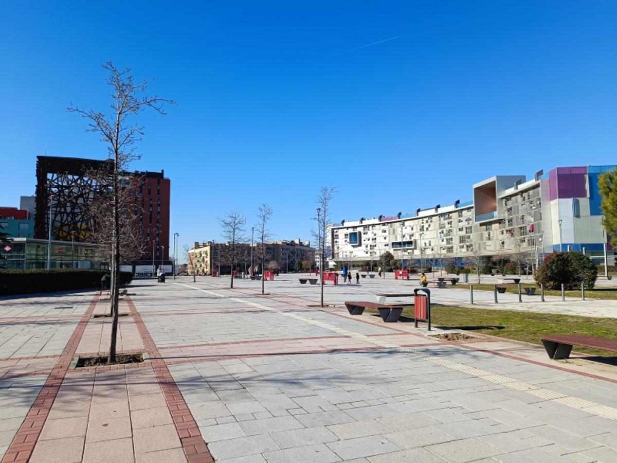 La entrada al parque Manuela Malasaña de Móstoles