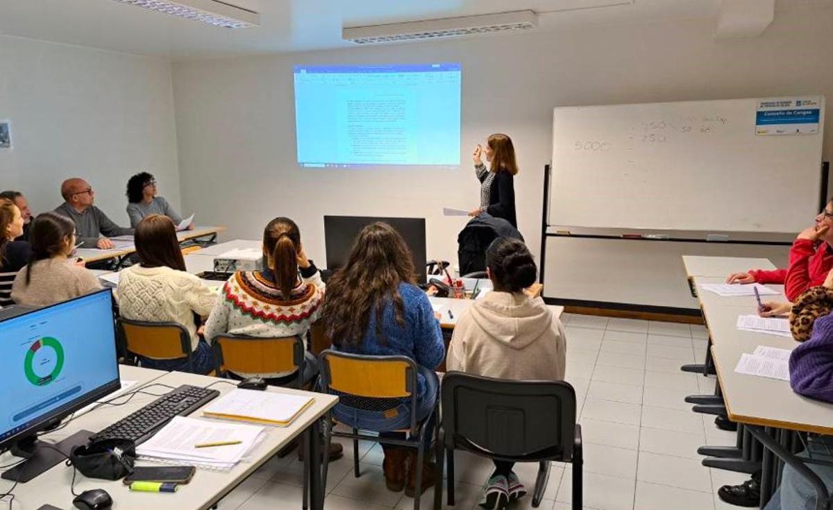 Actividades de formación para o emprego en Cangas | FDV