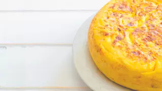 Cómo hacer tortilla de patatas al microondas