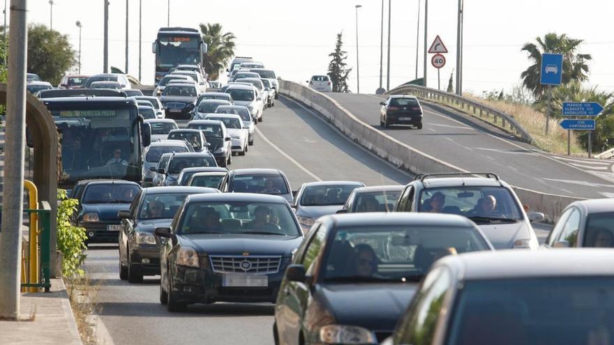Atención, conductores murcianos, los atascos de cada viernes en Ronda Norte continuarán: "No está preparada para absorber tanto tráfico"