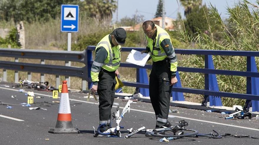 La conductora ebria que mató a dos ciclistas tiene antecedentes