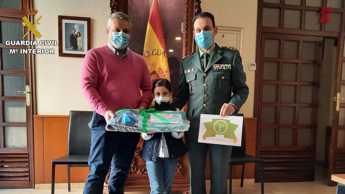 Imagen de una ganadora de la edición anterior del concurso de la Guardia Civil de Alicante.