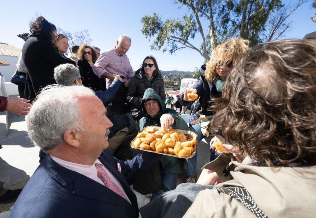 El obispo le implora la lluvia a Santa Eulària