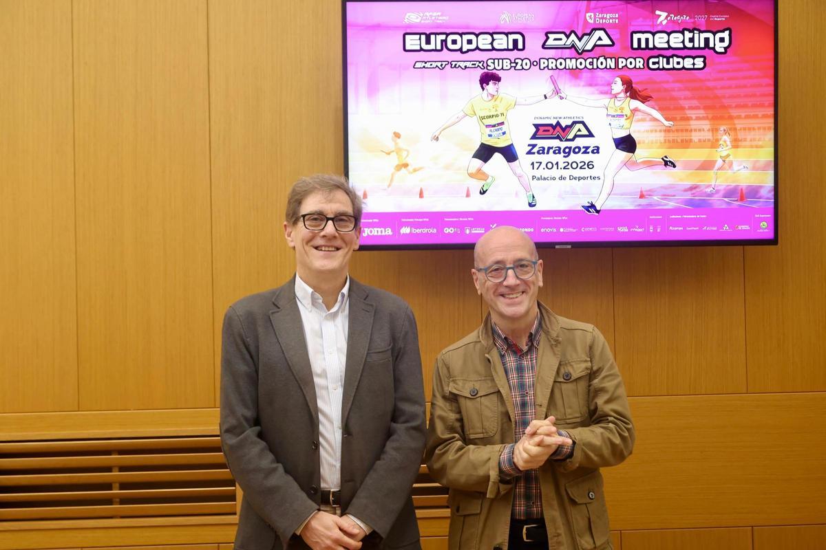 Rafael Guerras, presidente del club ALCAMPO-Scorpio71, junto al concejal de deportes, Félix Brocate.