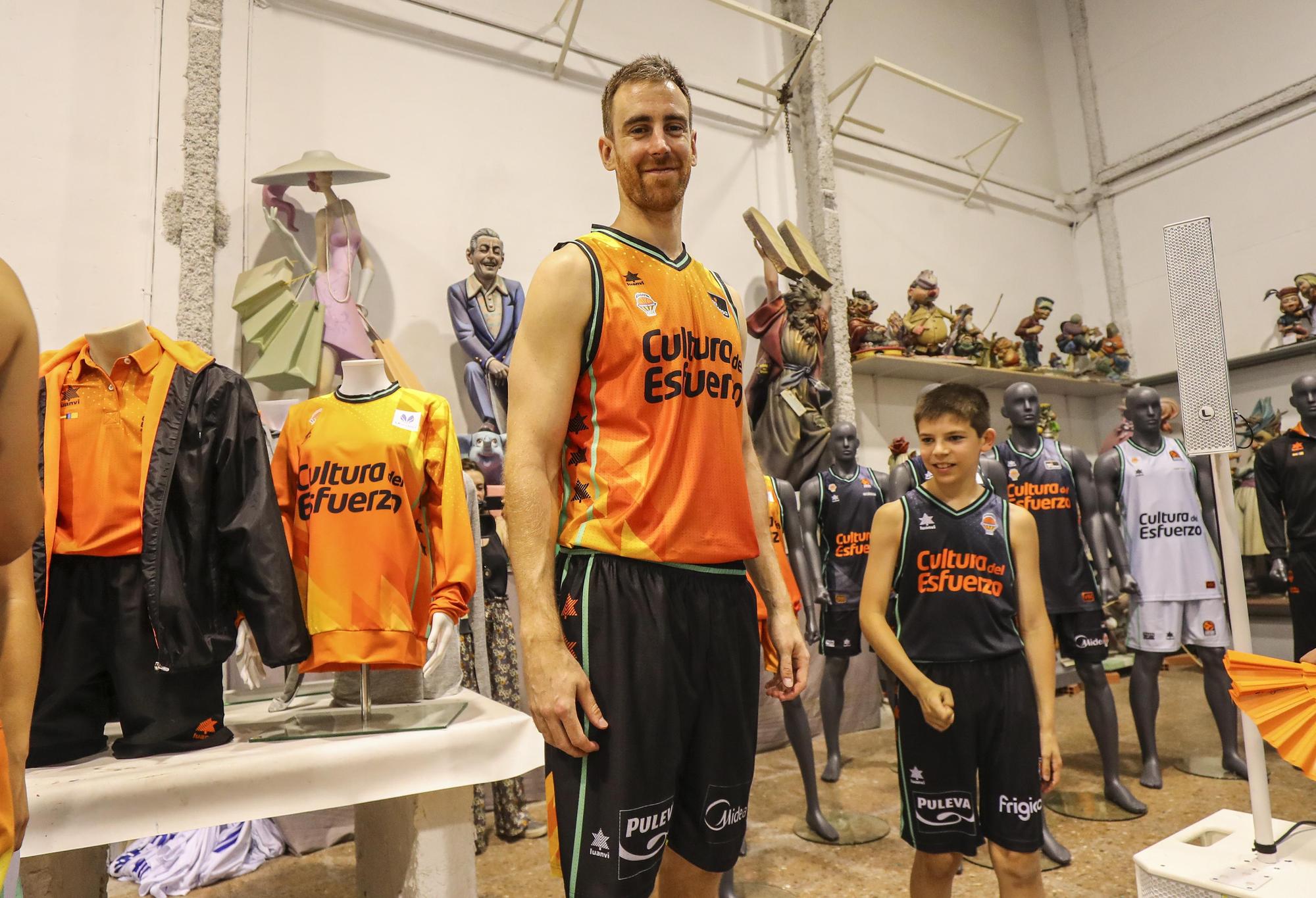 Descubre la nueva equipación del Valencia Basket