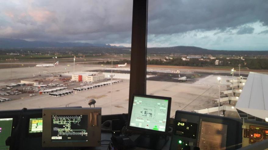 Im Tower des Flughafens von Mallorca.