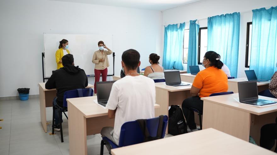 Mogán renueva el equipamiento y las instalaciones de los centros de formación municipal