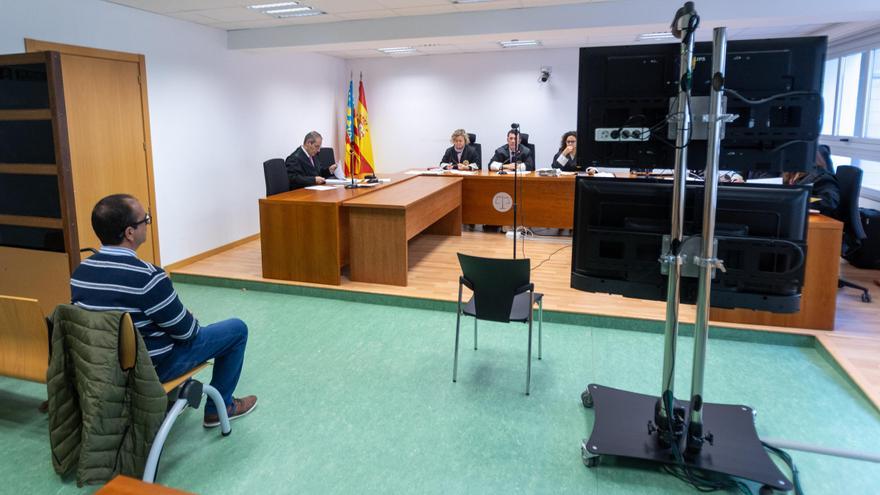 El fiscal del proceso por abusos sexuales en la travesía Alicante-Tabarca: «No se puede condenar a prisión por una sospecha»