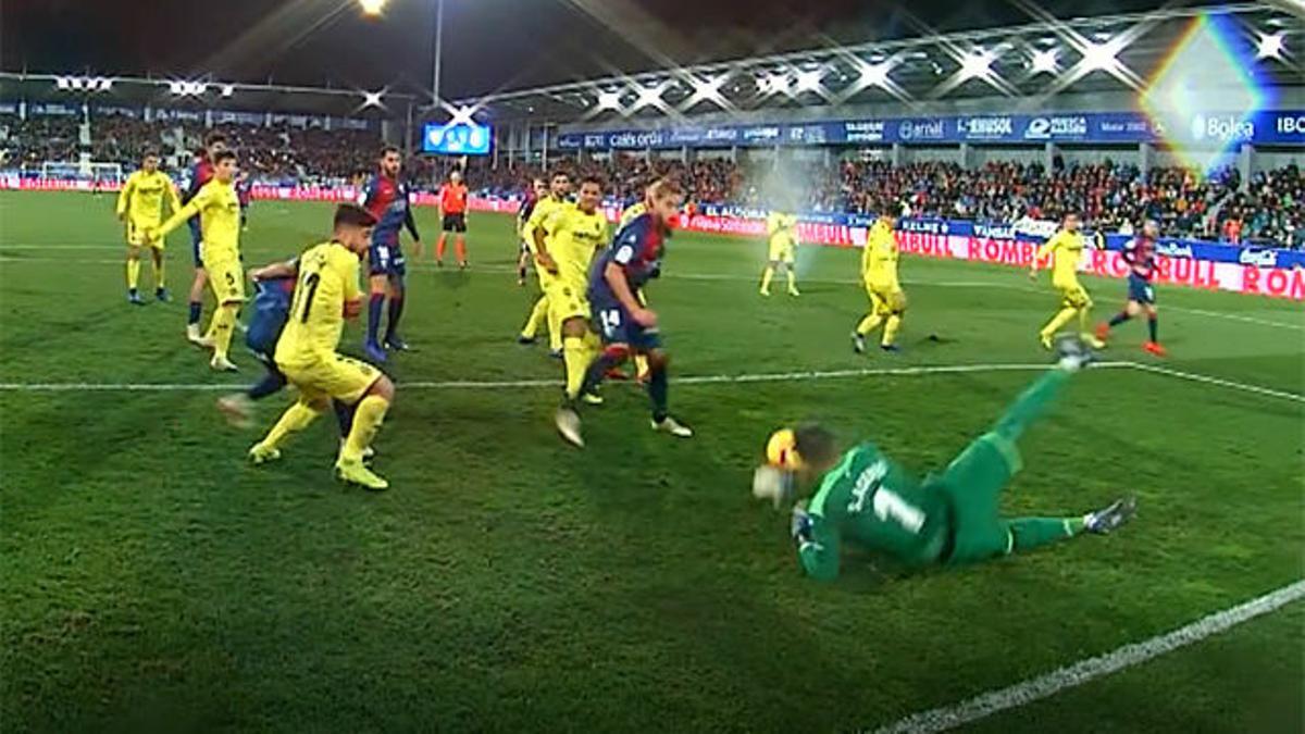 Vea las mejores paradas de la Jornada 16 en LaLiga