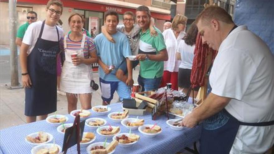 Las citas gastronómicas, una parada obligada en las fiestas de Burriana