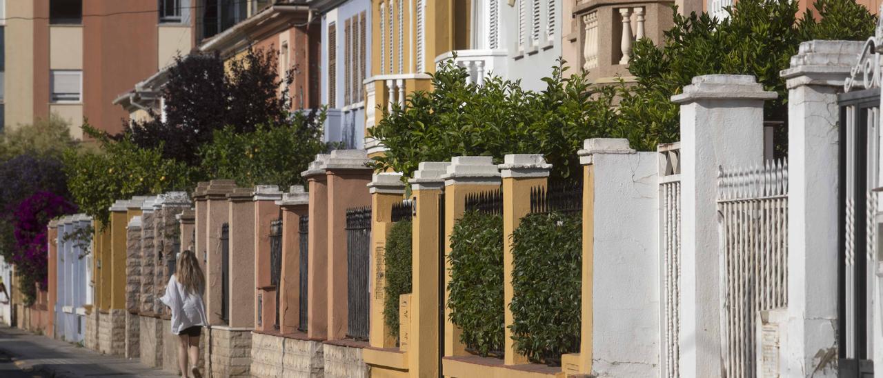 Casas de La Previsora, Calle Carteros y Hort de Senabre.