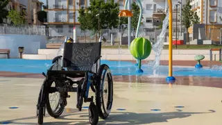 Mérida, primera ciudad extremeña con actividades acuáticas en silla de ruedas