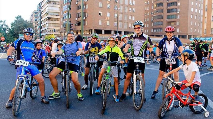 Los ciclistas ‘conquistan’ la ciudad