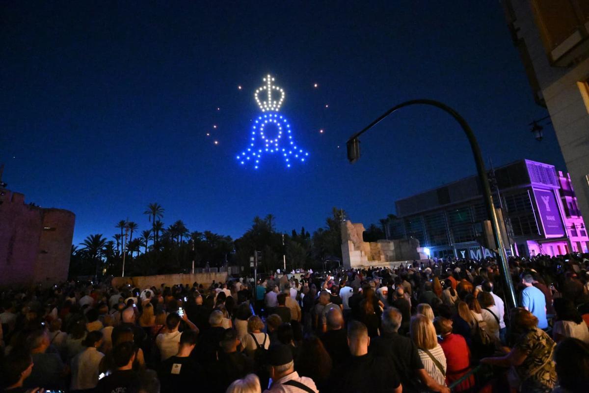 180 drones iluminan el cielo en honor al 25 aniversario Misteri d'Elx como Patrimonio de la Humanidad 180 drones iluminan el cielo en honor al 25 aniversario Misteri d'Elx como Patrimonio de la Humanidad